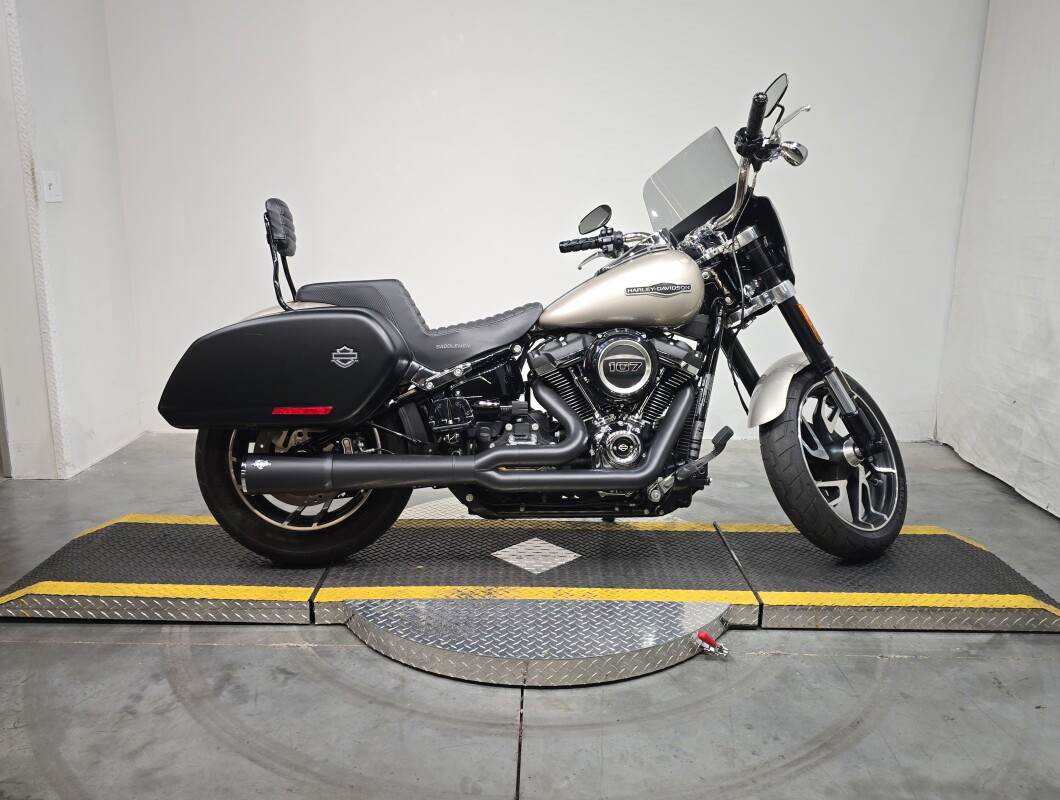 Softail® Sport Glide®