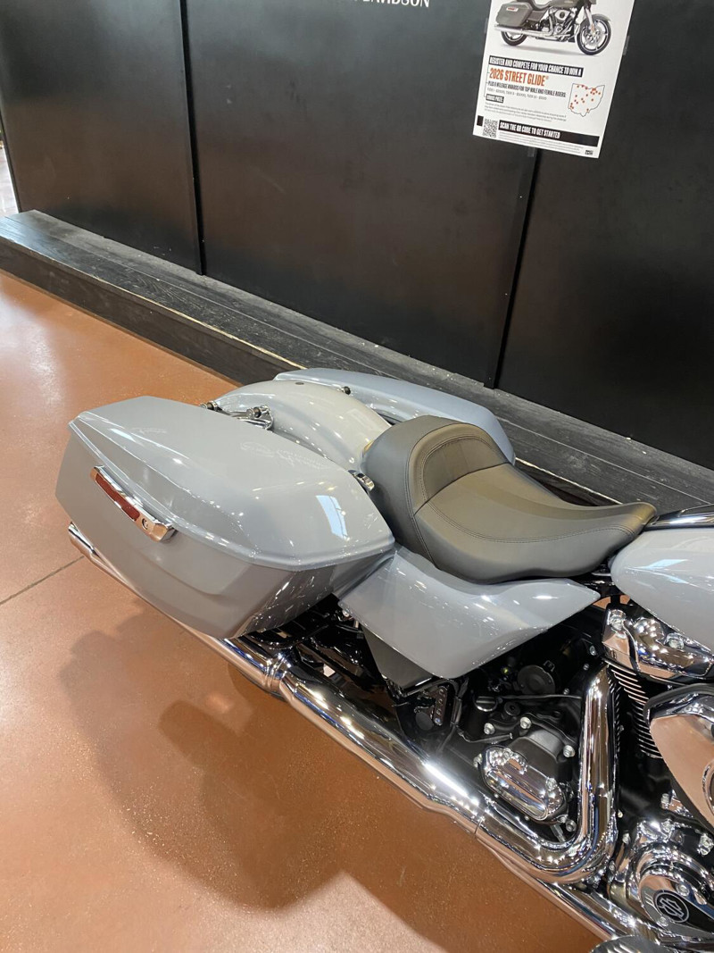 Road Glide®