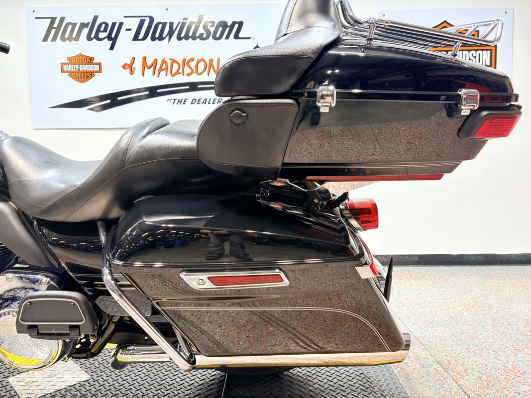 Road Glide® Ultra