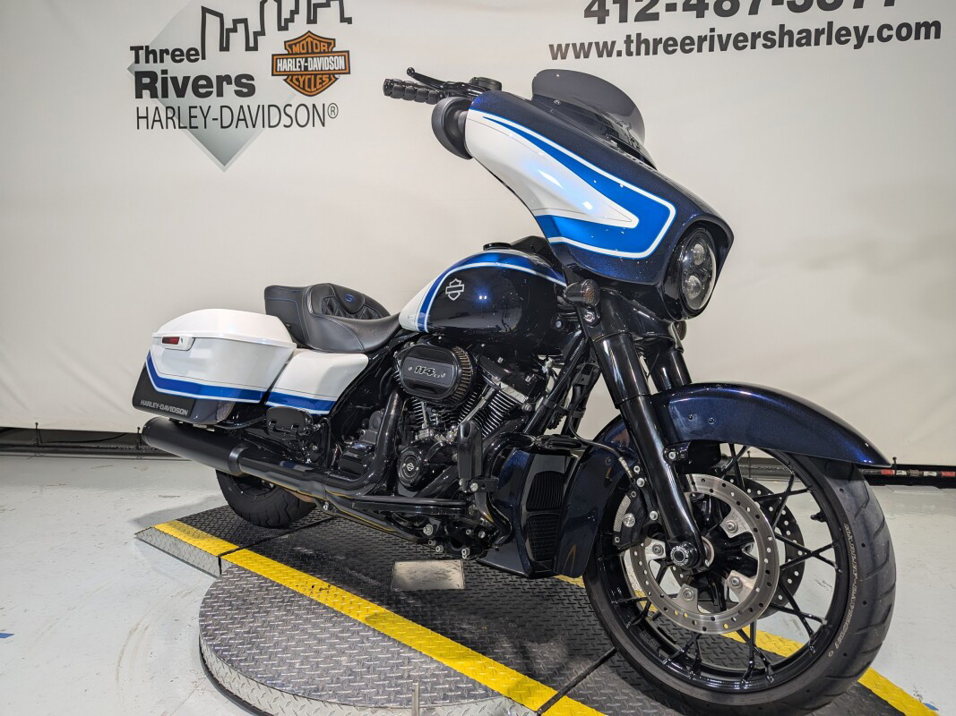 Street Glide® Special