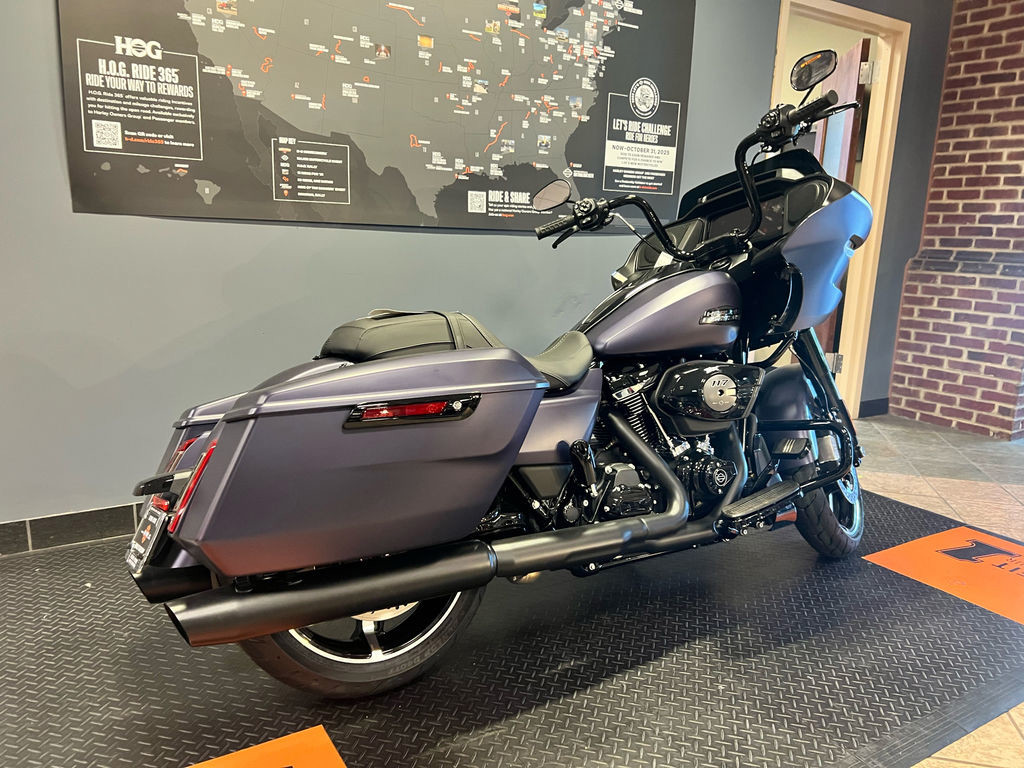 Road Glide®