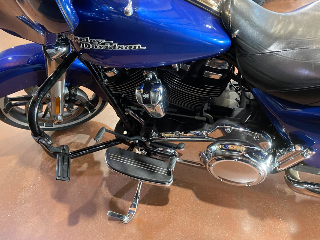 Street Glide®