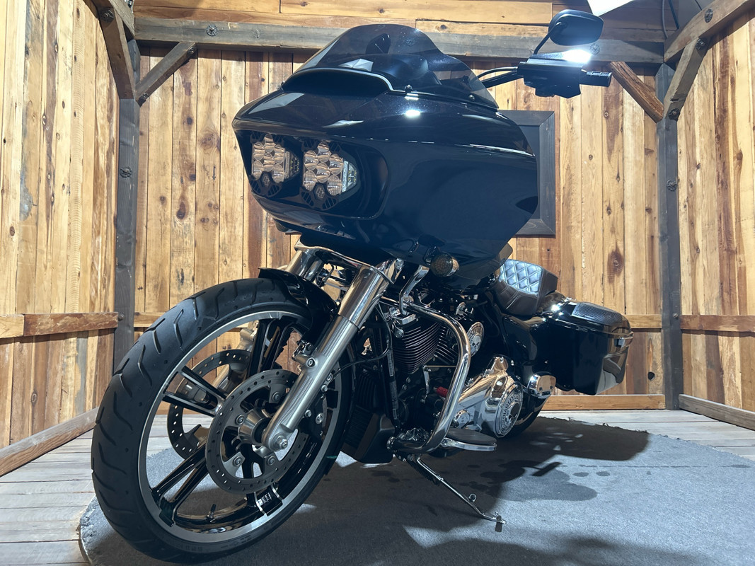 Road Glide®