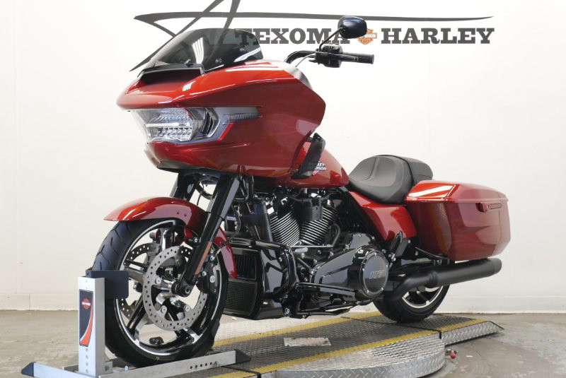 Road Glide®