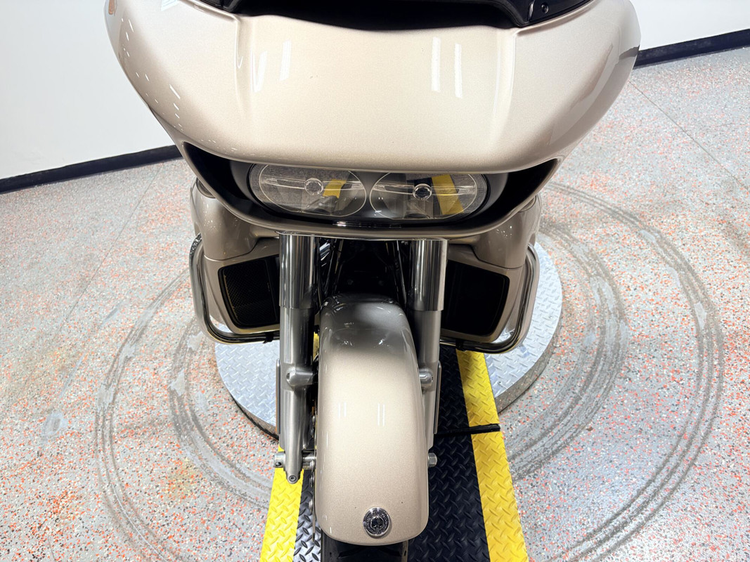 Road Glide® Ultra
