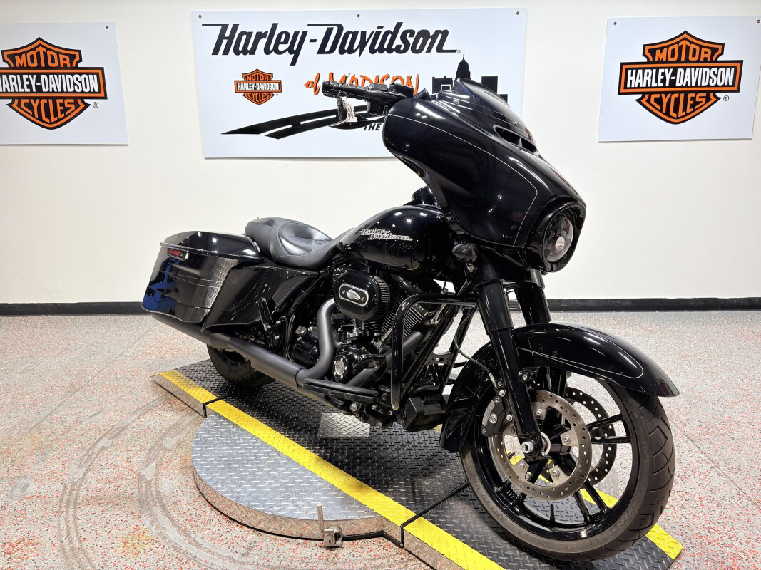 Street Glide® Special