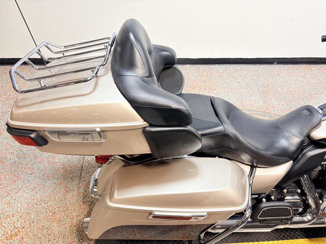 Road Glide® Ultra