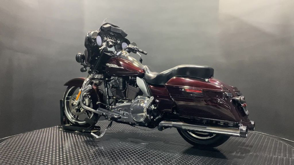 Street Glide® Special