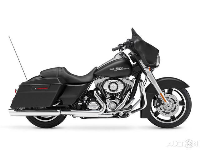 Street Glide®