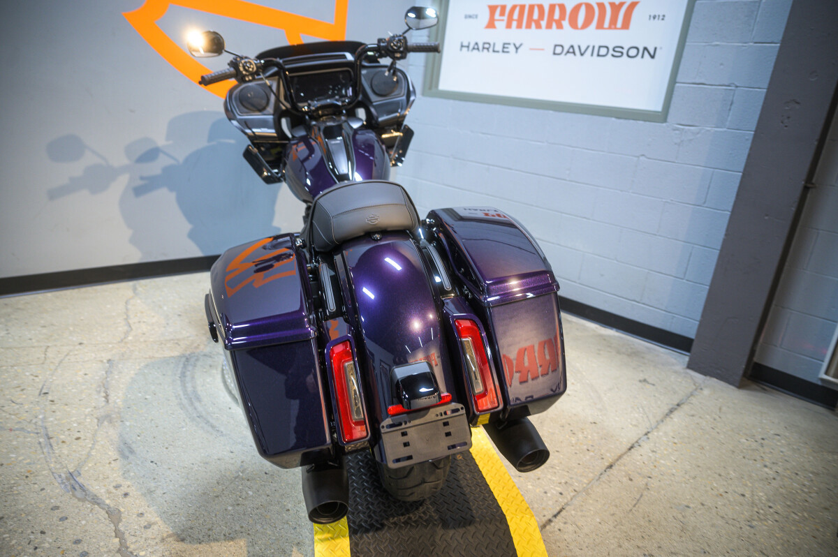 Road Glide®