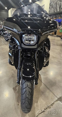 Street Glide® 3 Limited