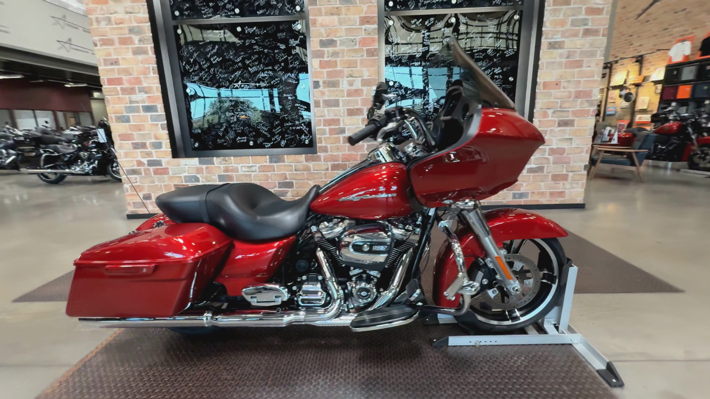 Road Glide®