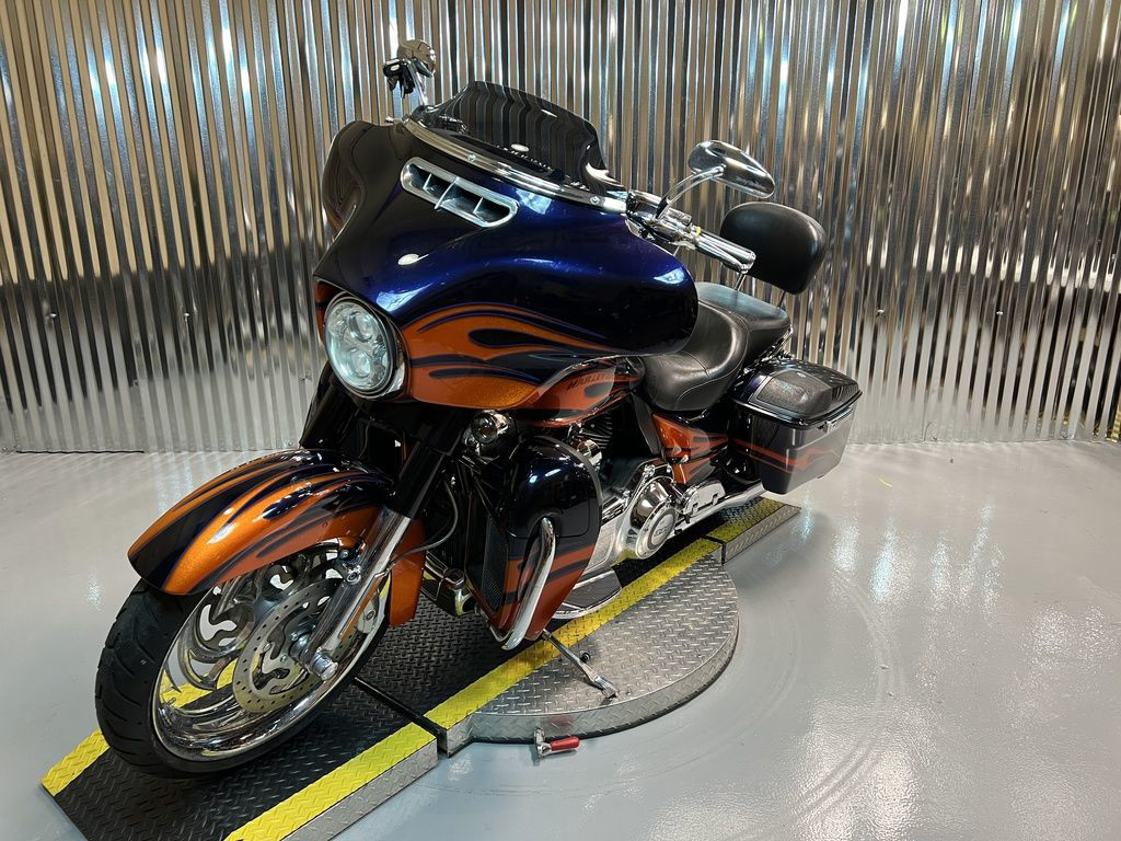 CVO® Street Glide®