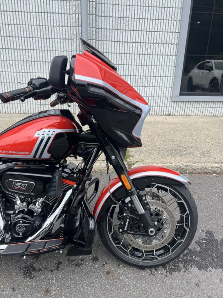 CVO® Street Glide®