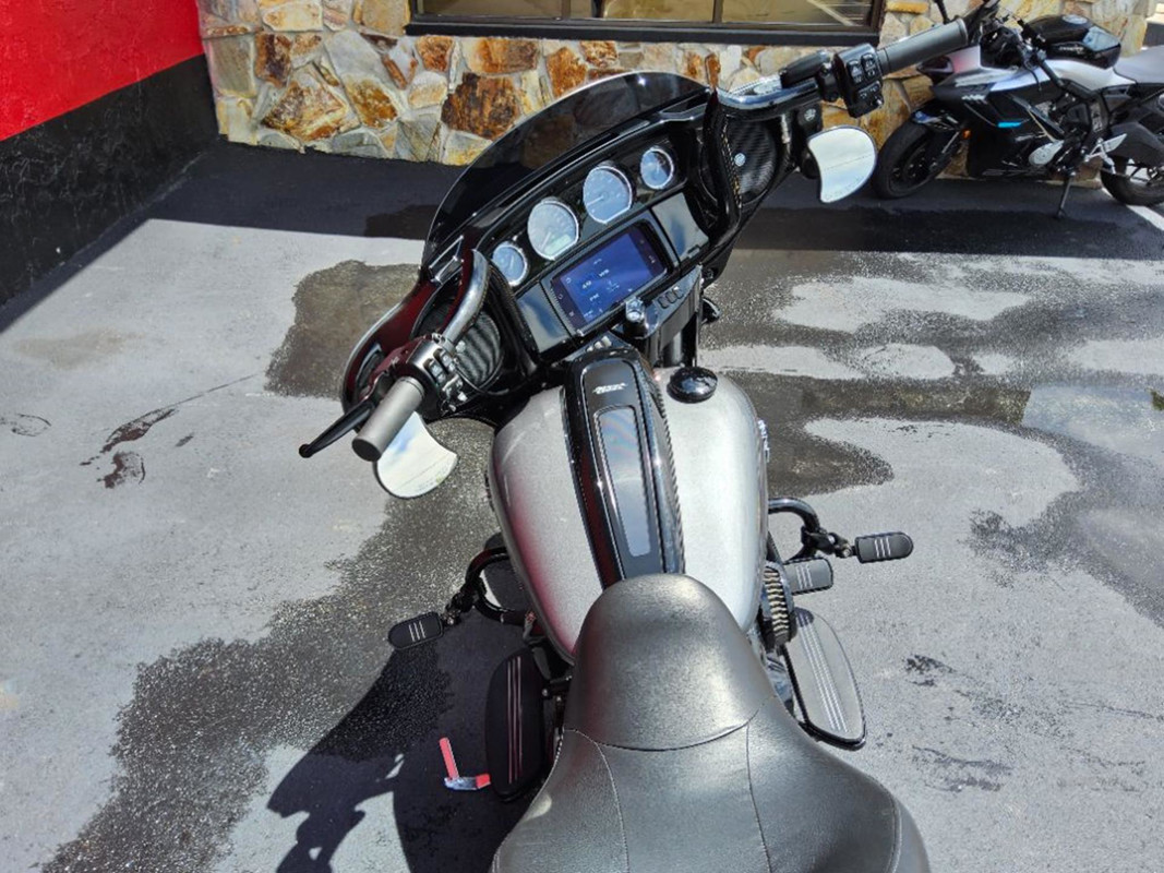 Street Glide® Special