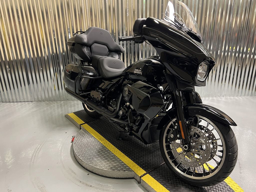 Street Glide® Limited