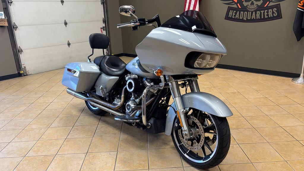 Road Glide®