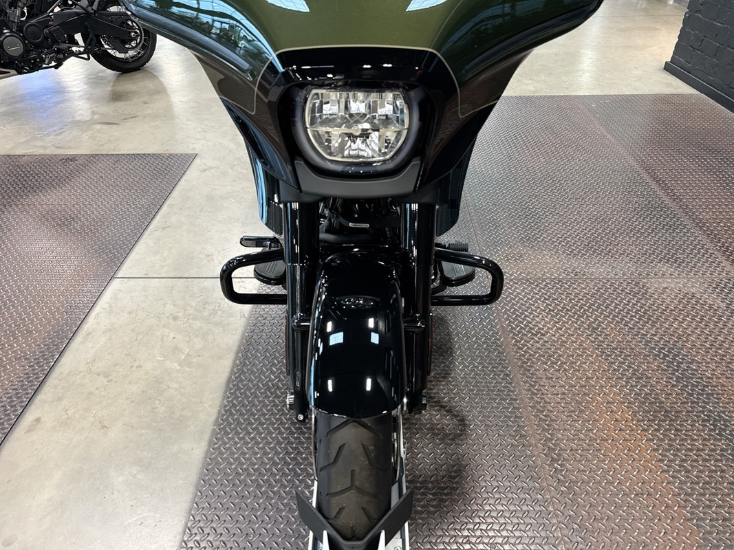 Street Glide®