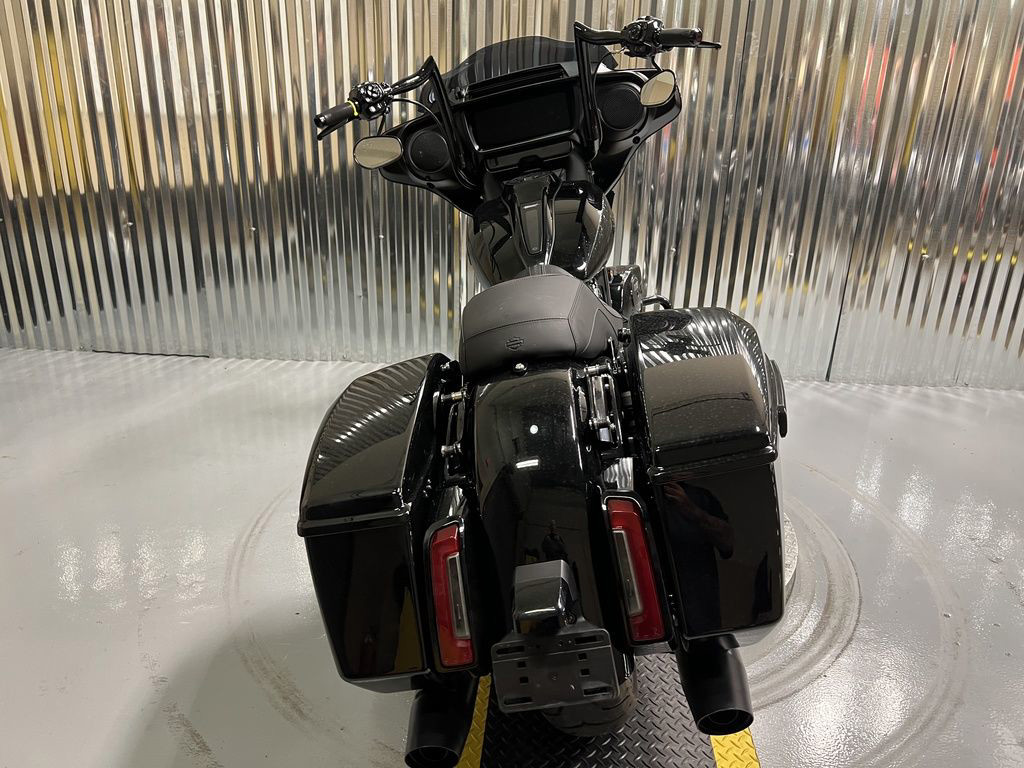 Street Glide®