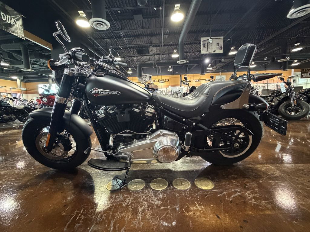 Softail® Slim®