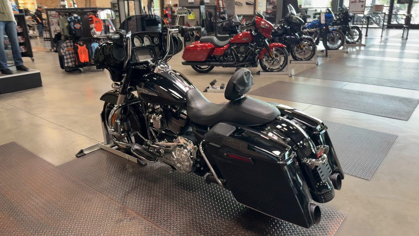 Street Glide® Special