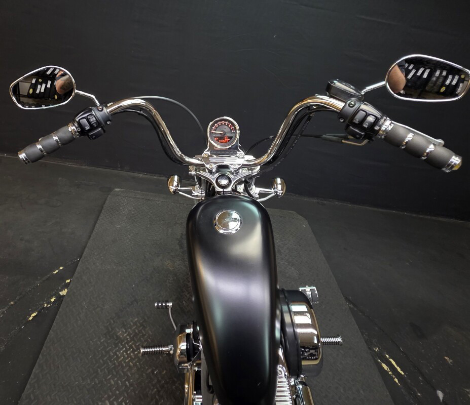 Sportster® Seventy-Two®