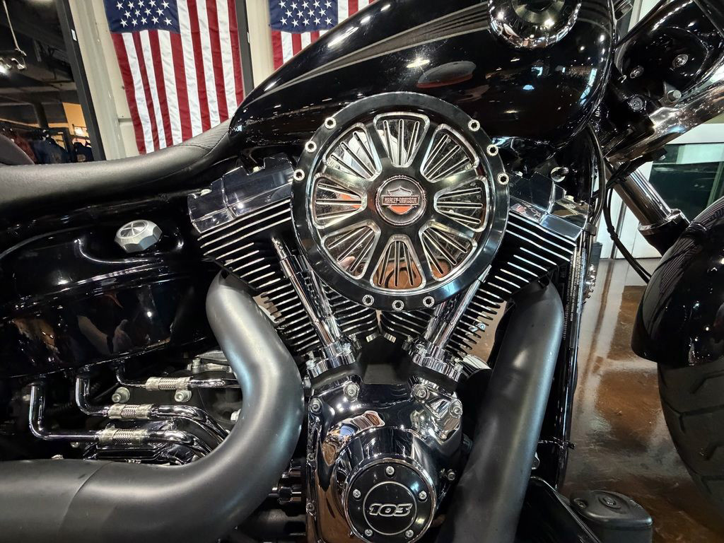 Softail® Breakout®