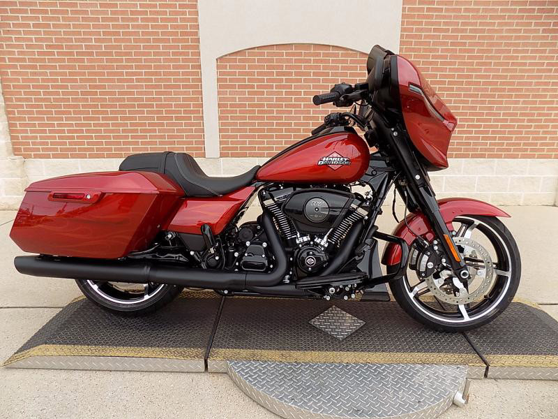 Street Glide®