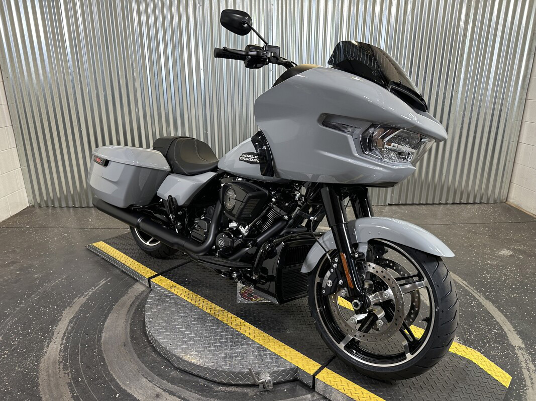 Road Glide®