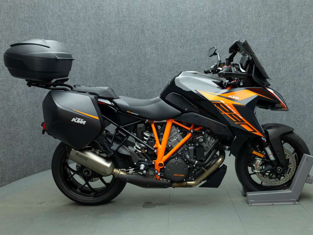 1290 Super Duke GT
