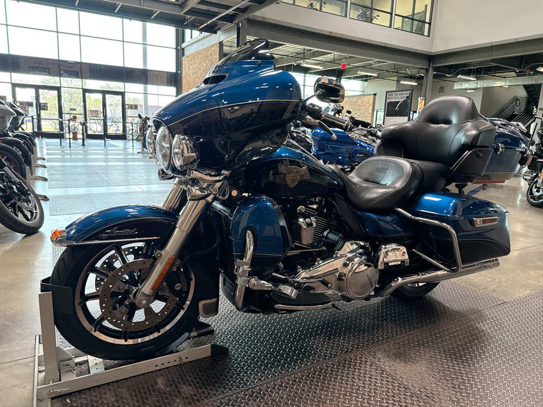 Electra Glide® Ultra® Limited 115th Anniversary