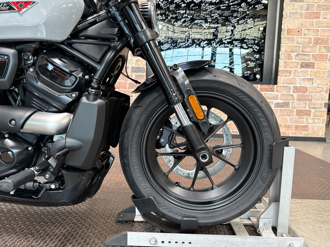 Sportster® S
