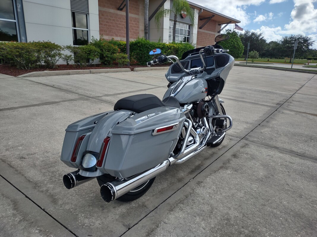 Road Glide®
