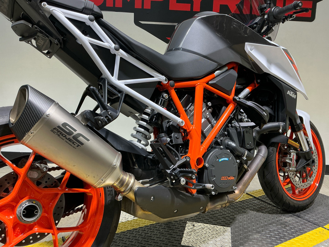 1290 Super Duke R