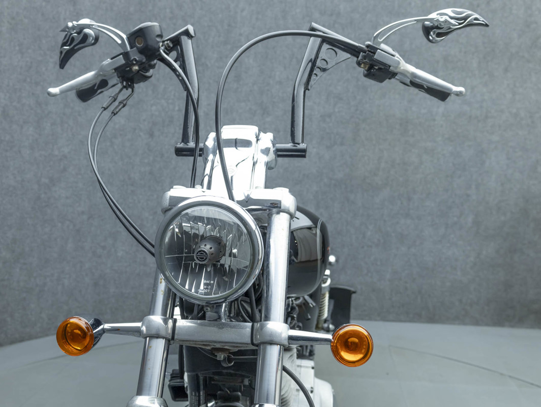 Sportster® 883 Custom