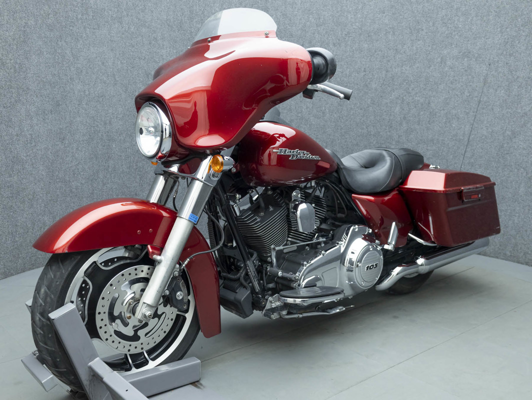 Street Glide®