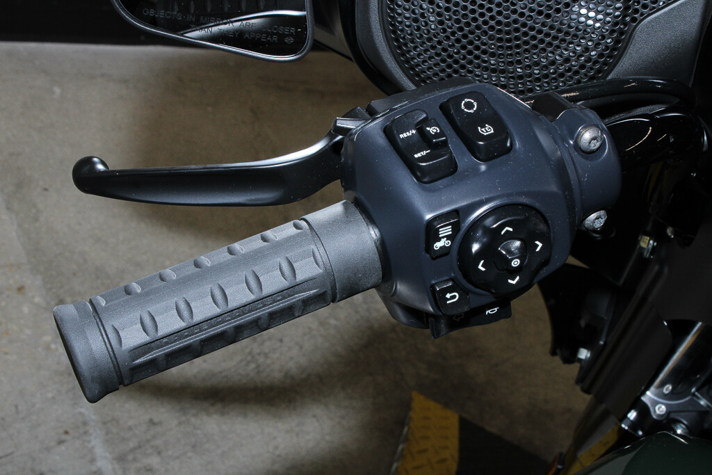 Street Glide®