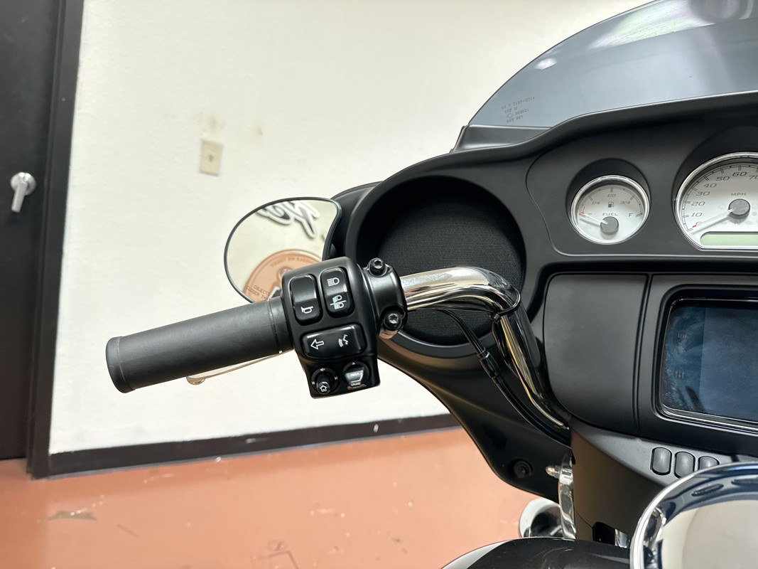 Street Glide®