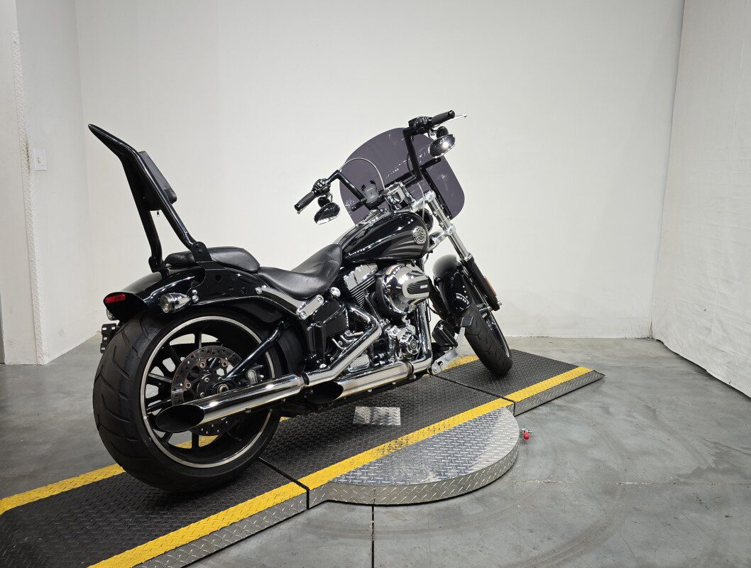 Softail® Breakout®