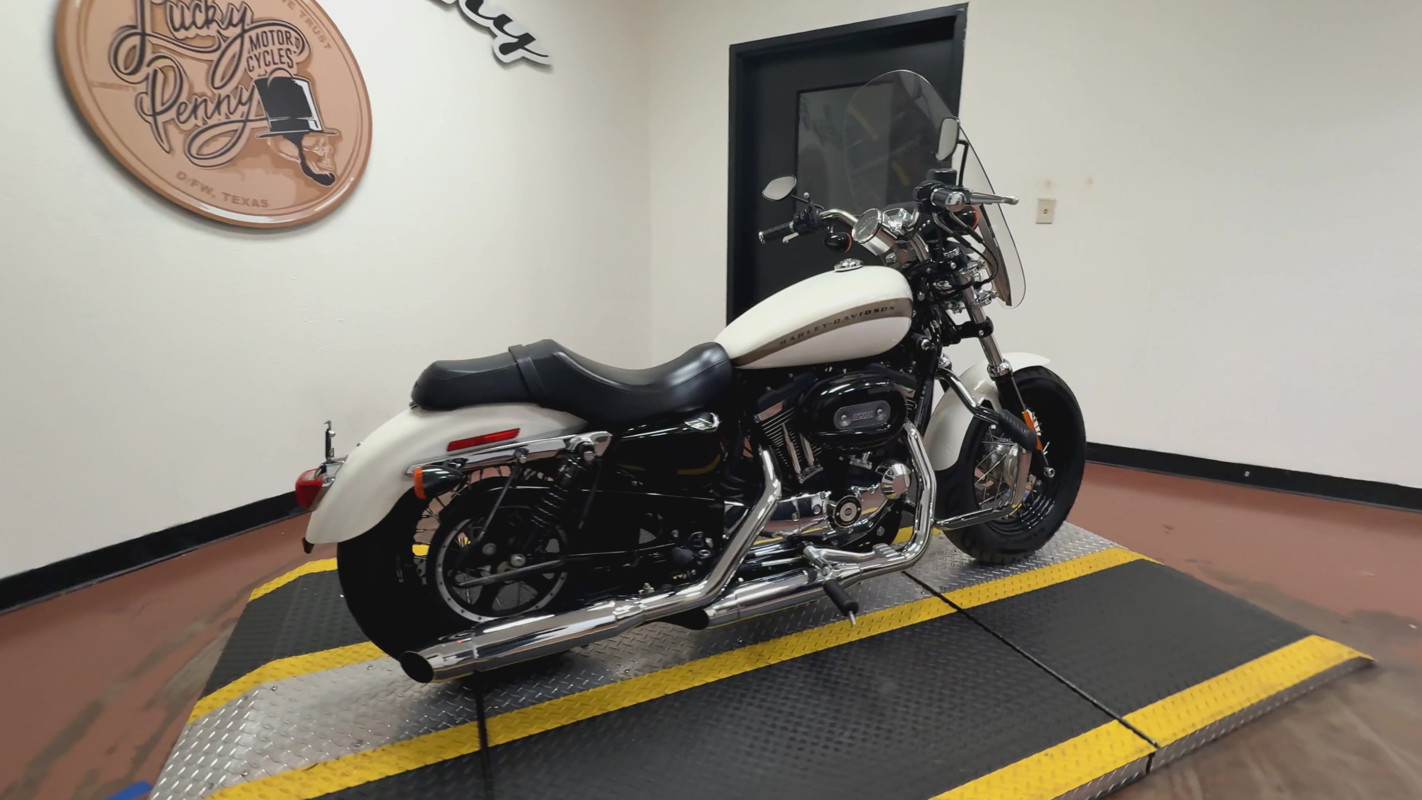 Sportster® 1200 Custom