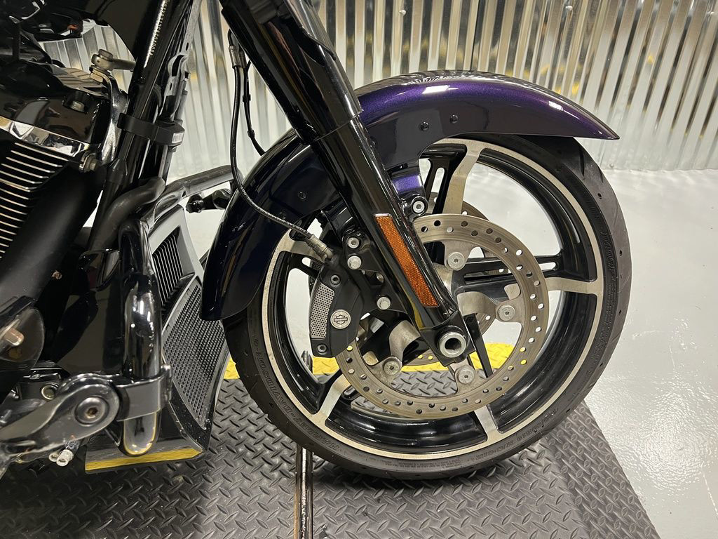 Street Glide®