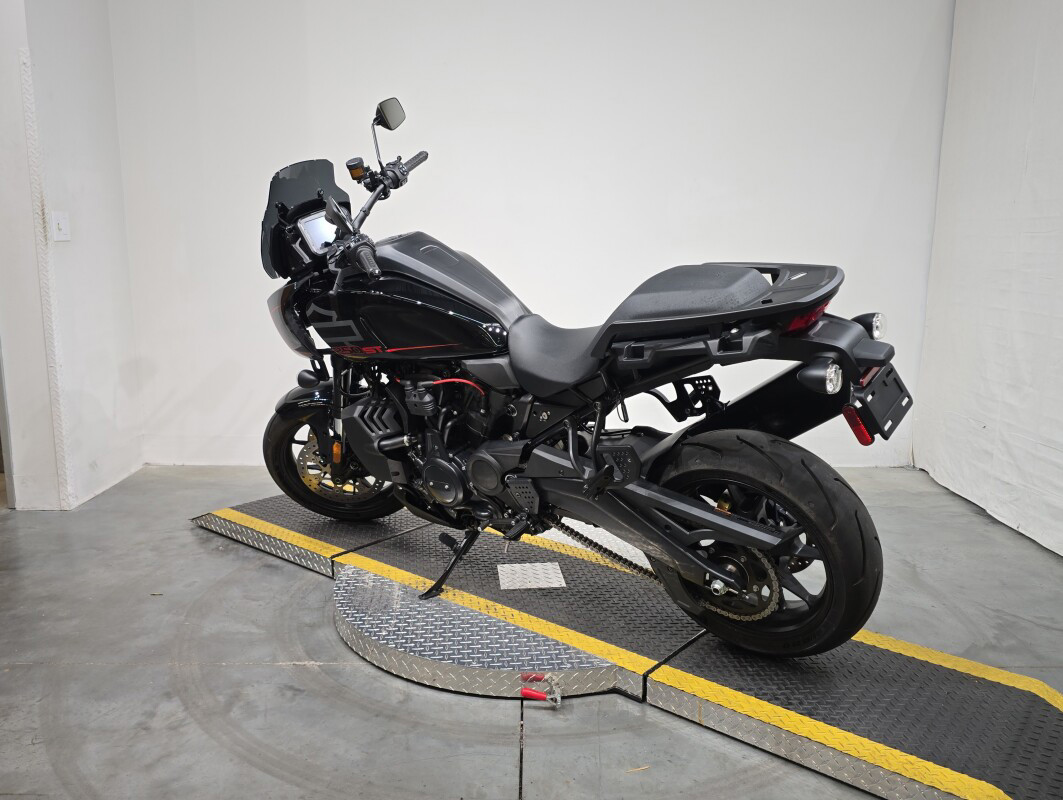 Pan America® 1250 ST