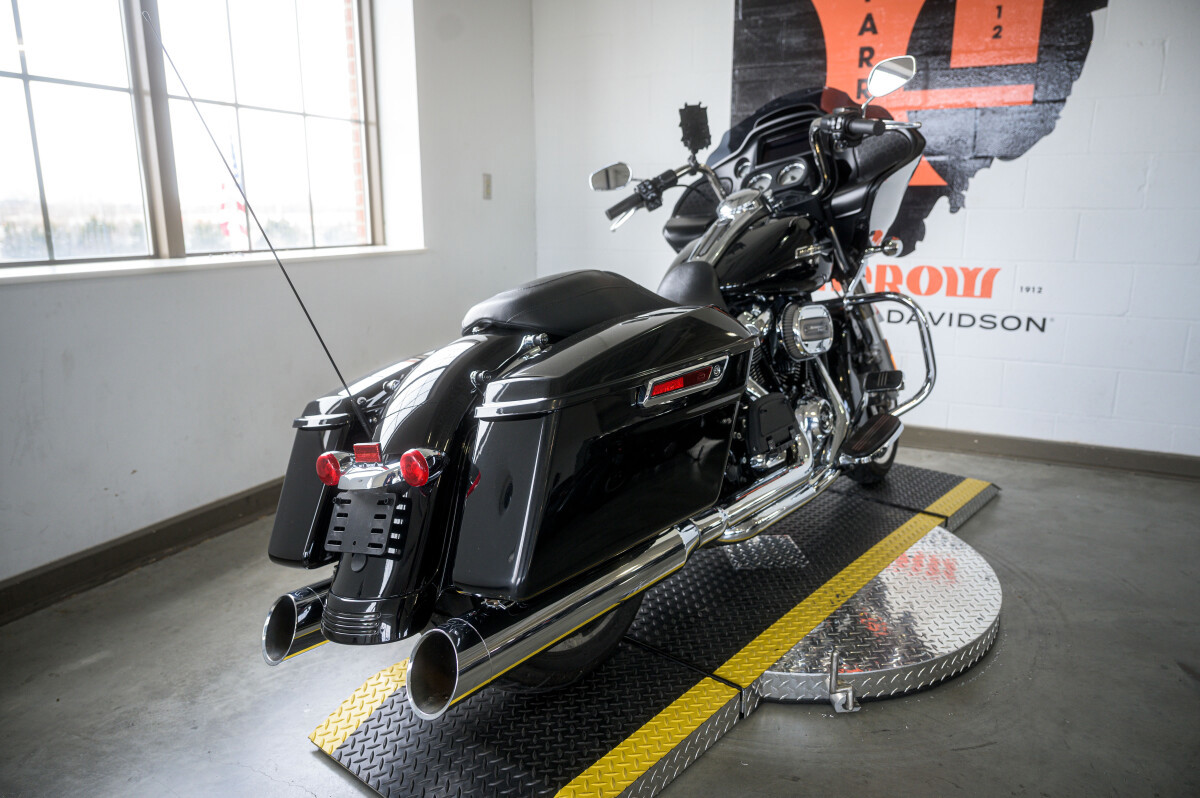 Road Glide®