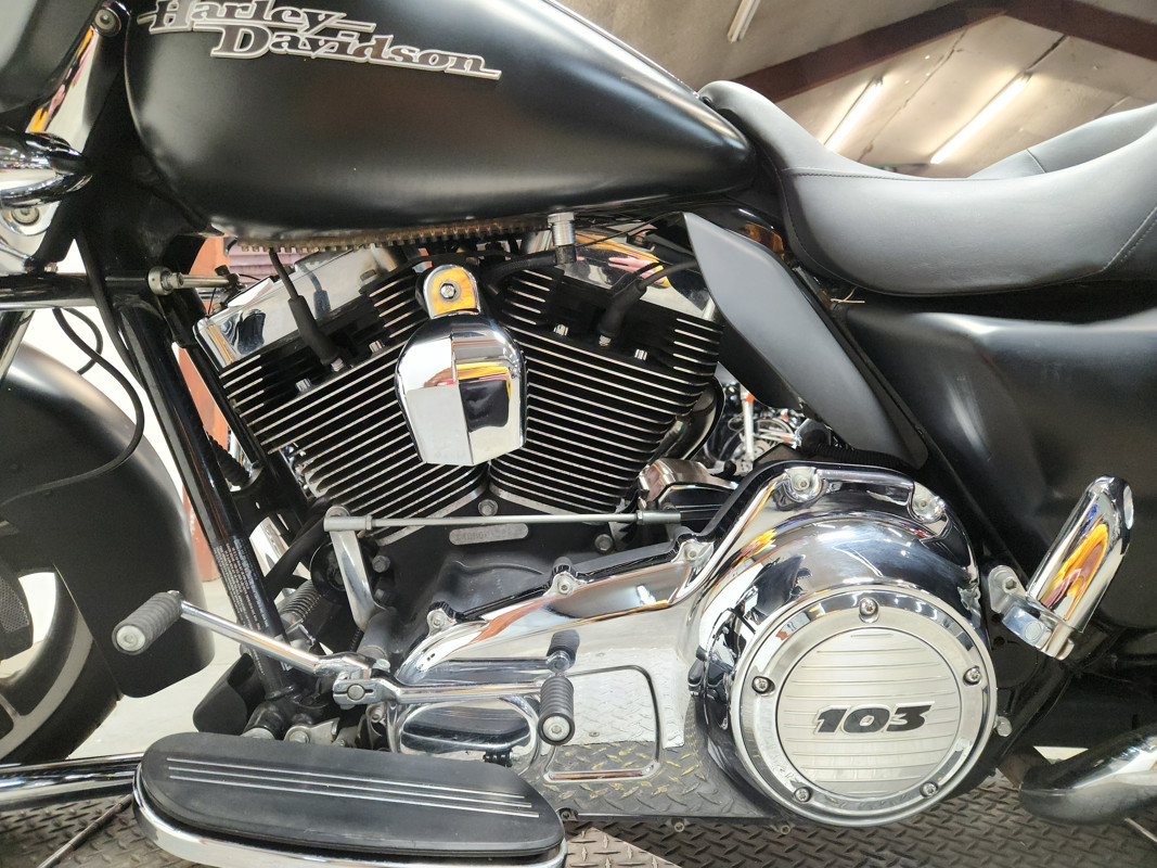 Street Glide®
