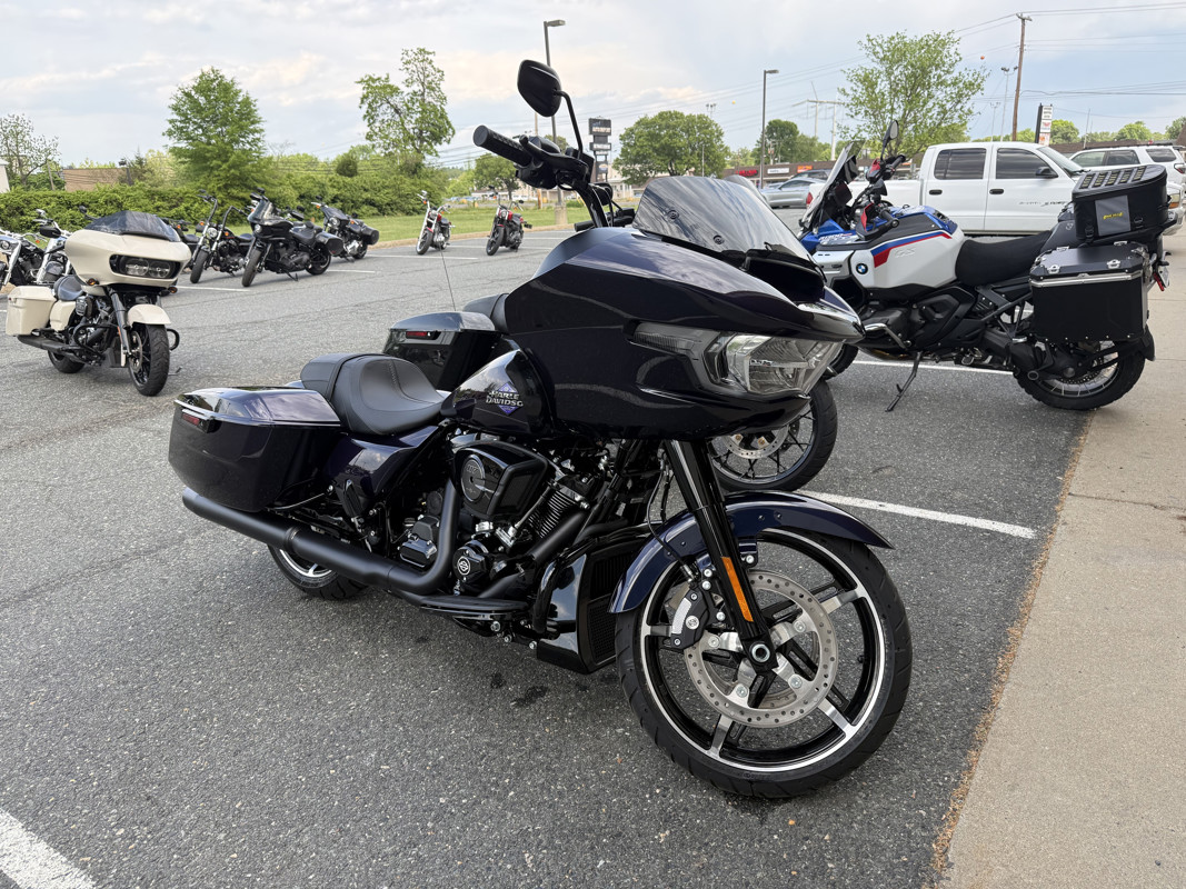 Road Glide®
