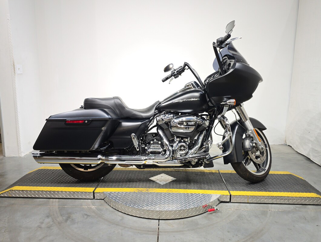 Road Glide®