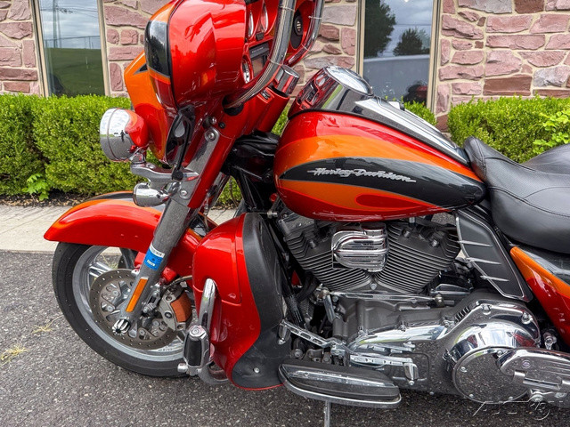 CVO® Ultra Classic® Electra Glide®