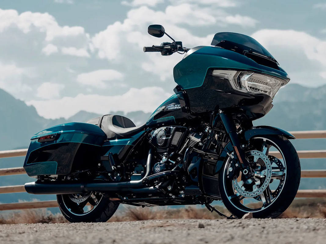 Road Glide®