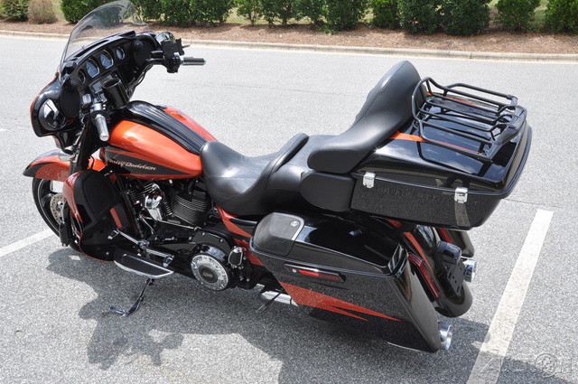 CVO® Street Glide®