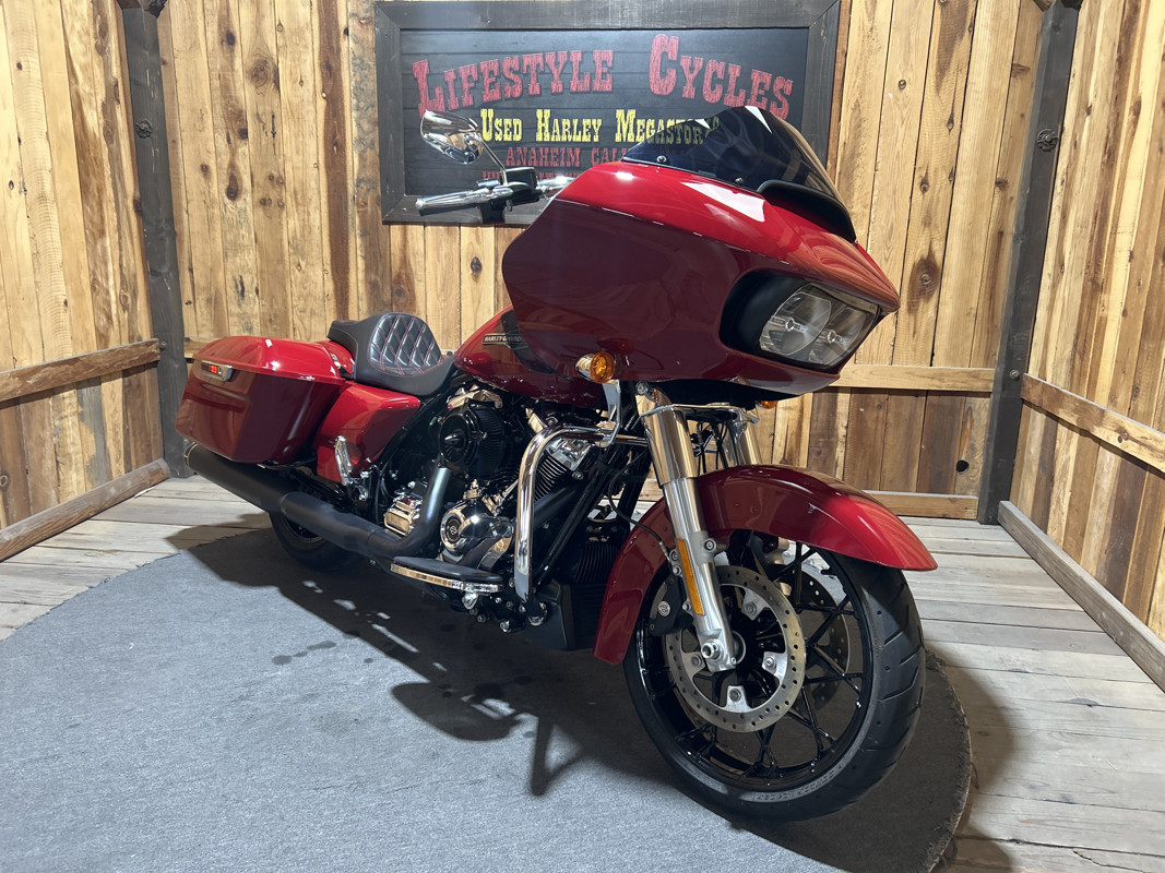 Road Glide®